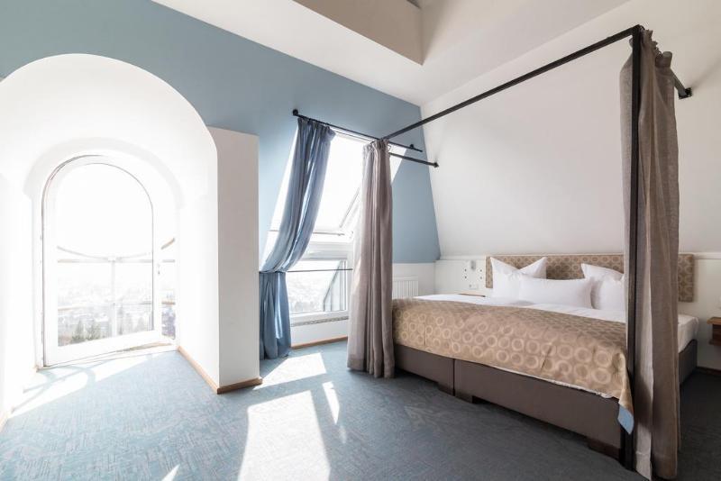 Hotel Schoene Aussicht Франкфурт-на-Майне Экстерьер фото