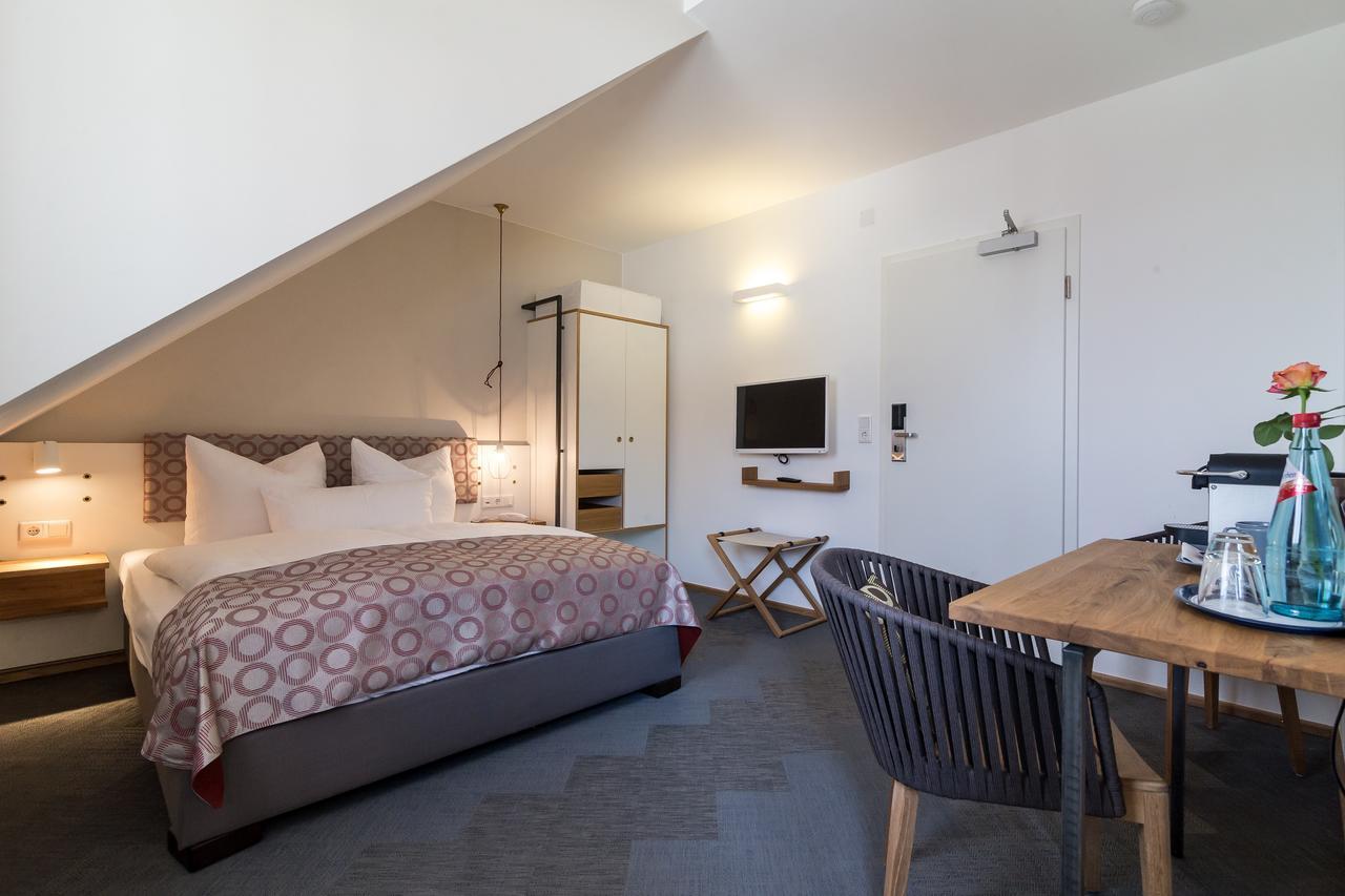 Hotel Schoene Aussicht Франкфурт-на-Майне Экстерьер фото