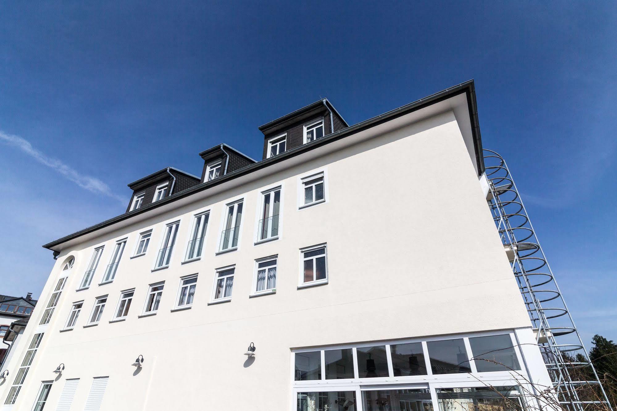 Hotel Schoene Aussicht Франкфурт-на-Майне Экстерьер фото