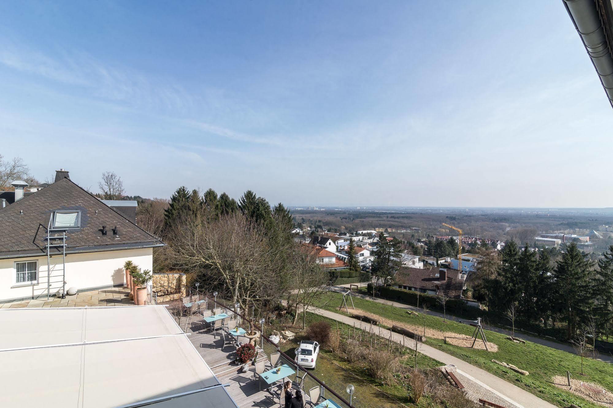 Hotel Schoene Aussicht Франкфурт-на-Майне Экстерьер фото