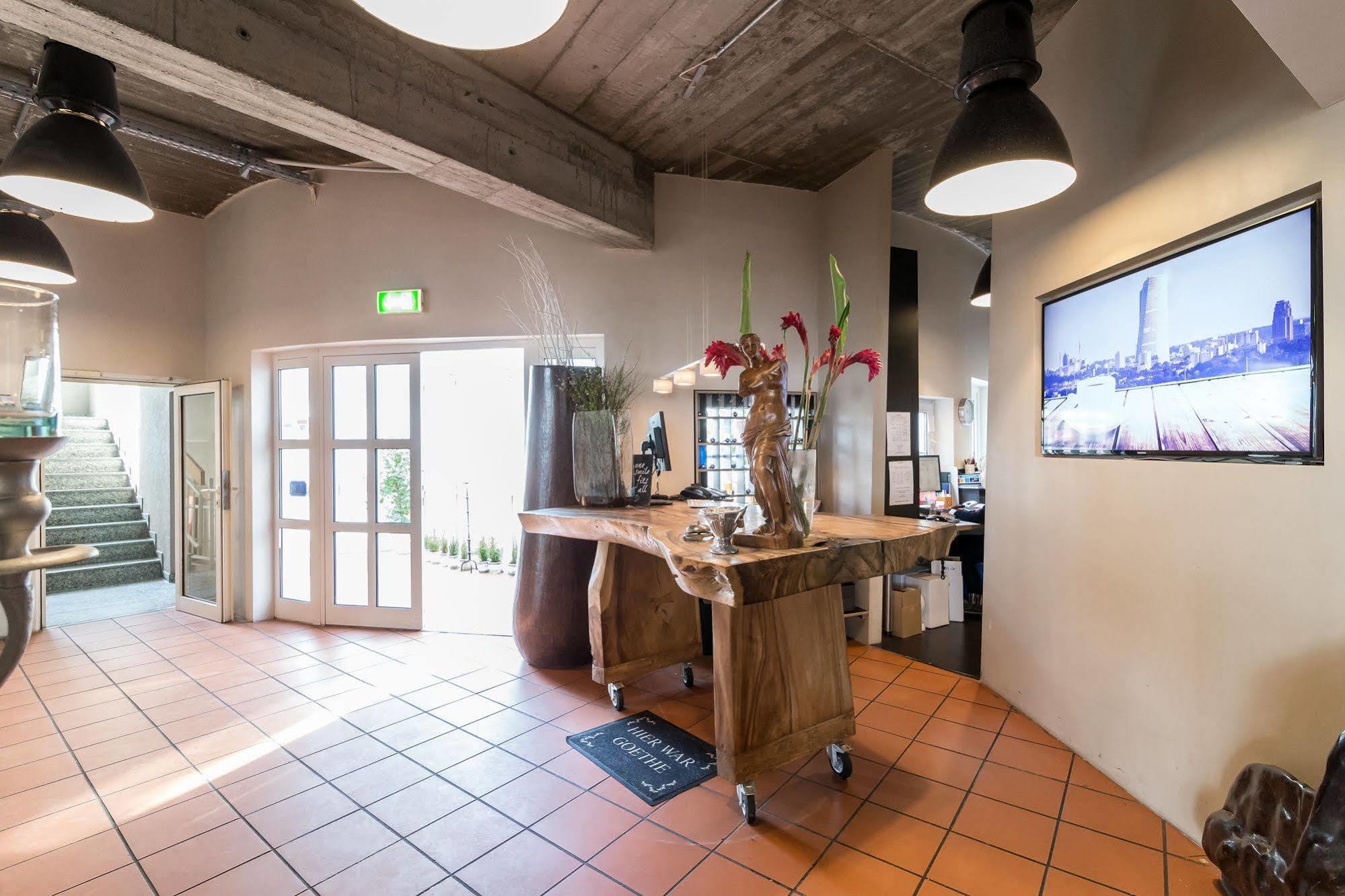 Hotel Schoene Aussicht Франкфурт-на-Майне Экстерьер фото