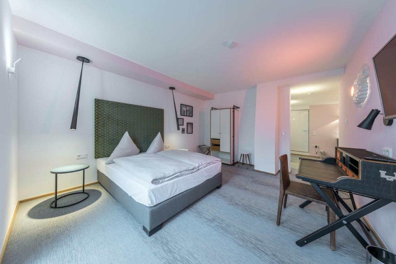 Hotel Schoene Aussicht Франкфурт-на-Майне Экстерьер фото